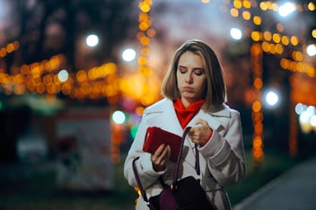 What-the End-of-Year-Shopping-Season-Reveals-About-Consumer-Caution